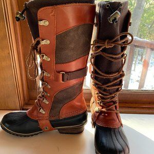 Sorel Conquest Carly Boots, size 7.5